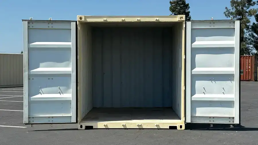 10ft Refurbished Storage Container - Image 4